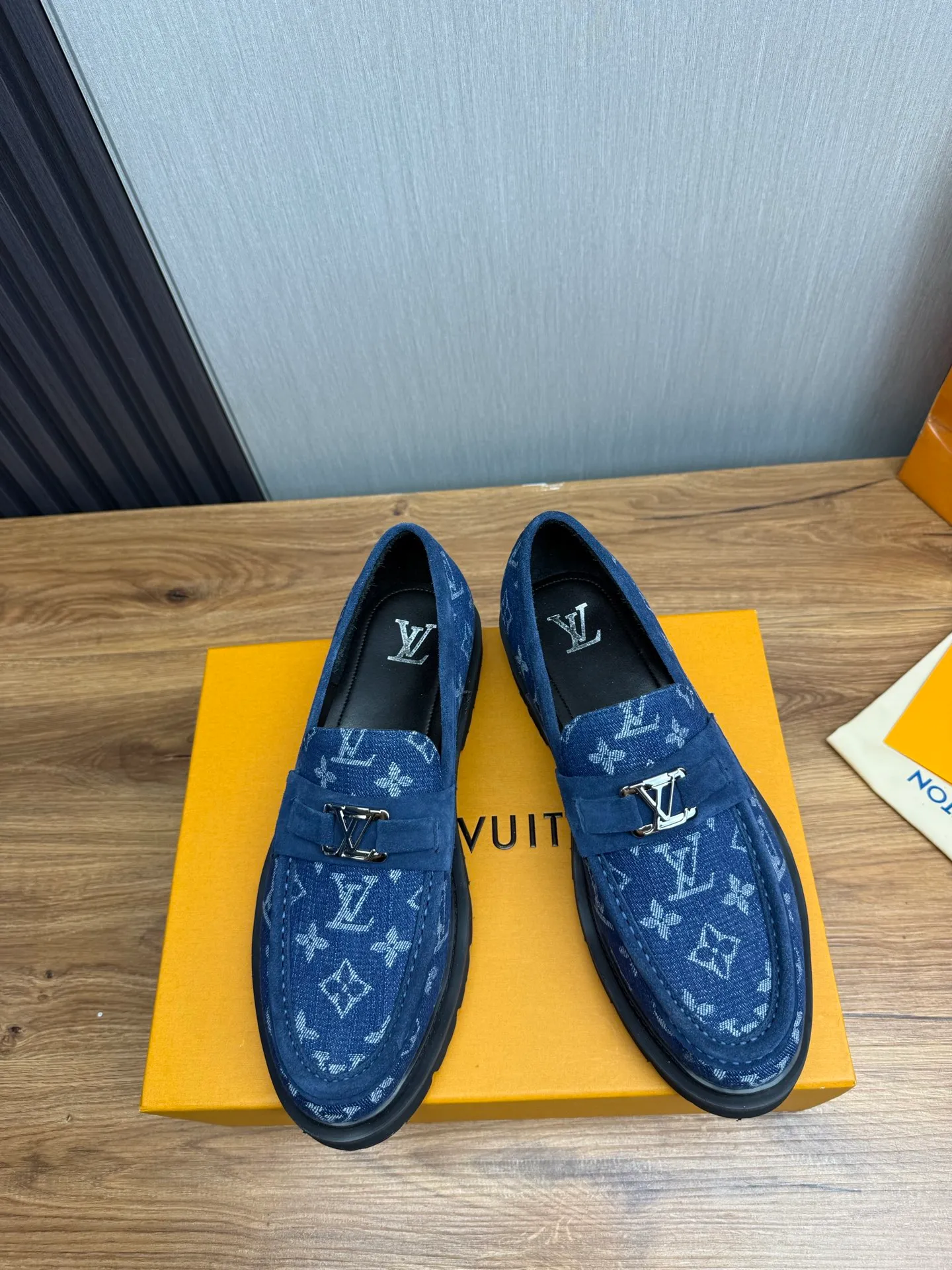 Factory 680💰 LV. Men's business casual leather shoes, all made of imported original brand leather, just to create a more comfortable wearing experience, original non-slip and wear-resistant outsole ✔️16-45 (38.45 non-returnable)